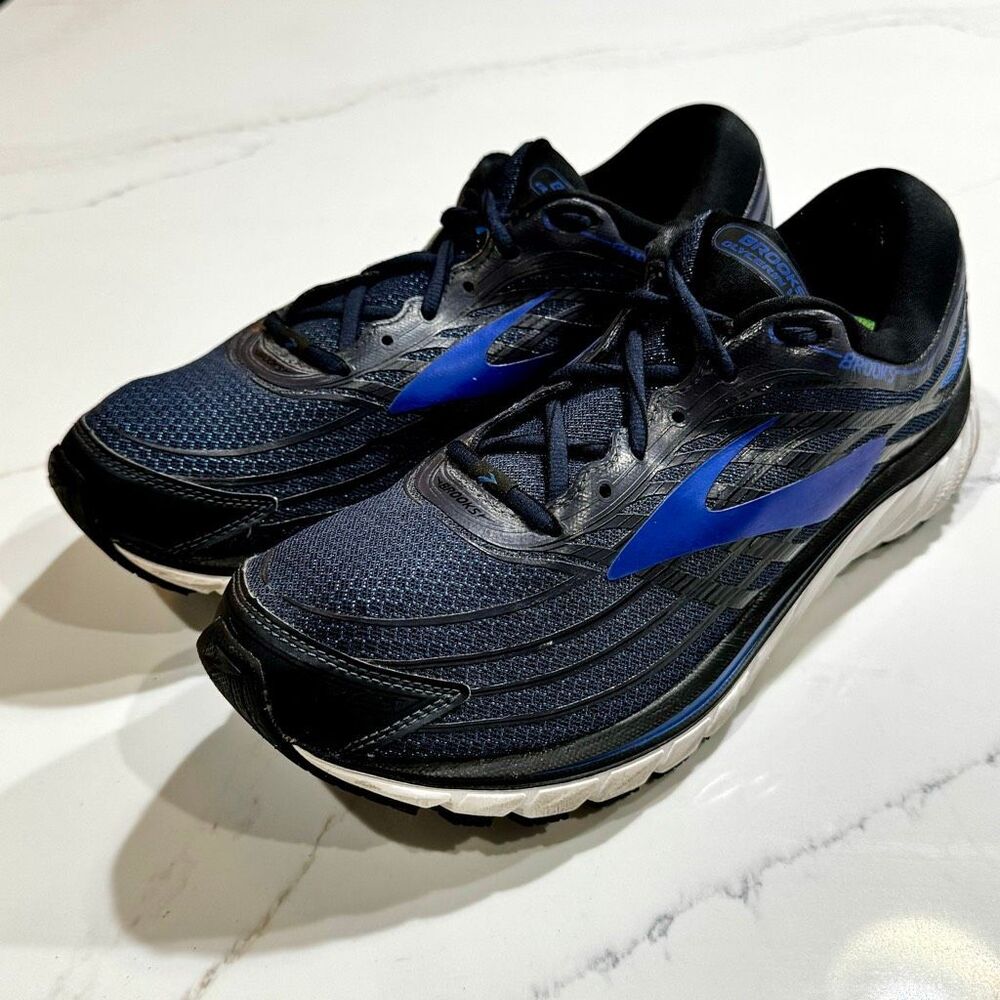 Brooks Glycerin 15 Running Shoes. Blue. Size 10.